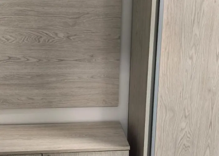 Appartement Garsoniera Renovata Si Spatioasa